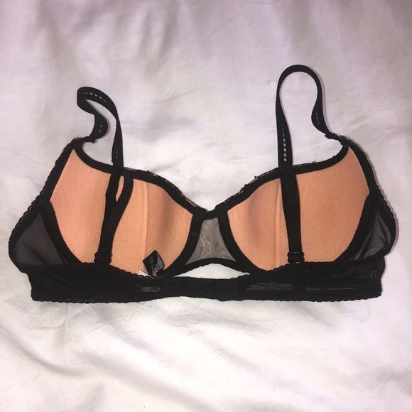 La Perla Set with Bra and Thong - Picture 3 of 11